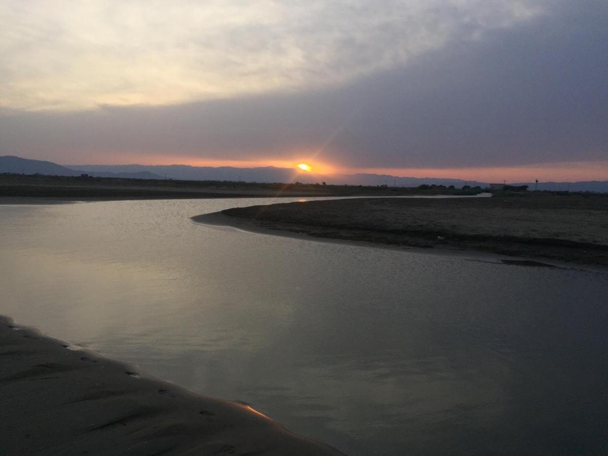 Caseta Del Delta De L'Ebre Sant Jaume d’Enveja Kültér fotó